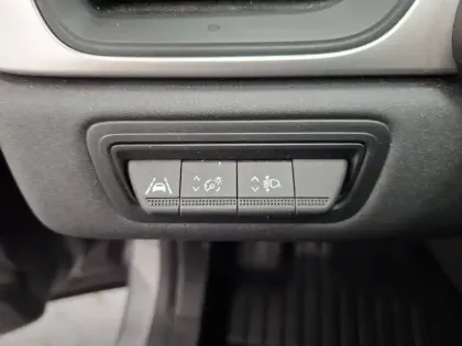 Photo 30 Renault Captur  TCe 90 - 21