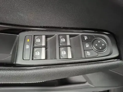 Photo 32 Renault Austral  E-Tech hybrid 160