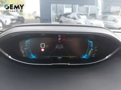 Photo 18 Peugeot 3008  Hybrid 225 e-EAT8