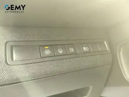 Photo 16 Peugeot 3008  Hybrid 225 e-EAT8