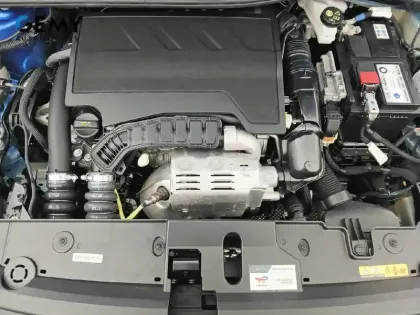 Photo 11 Peugeot 208  PureTech 100 S&S BVM6