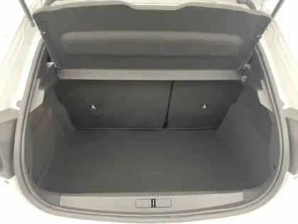 Photo 12 Peugeot 208  Electrique 50 kWh 136ch