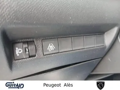 Photo 15 Peugeot 208  Electrique 50 kWh 136ch