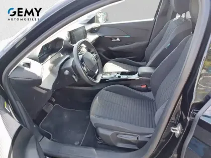 Photo 8 Peugeot 208  Electrique 50 kWh 136ch