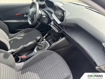 Photo 12 Peugeot 208  PureTech 75 S&S BVM5