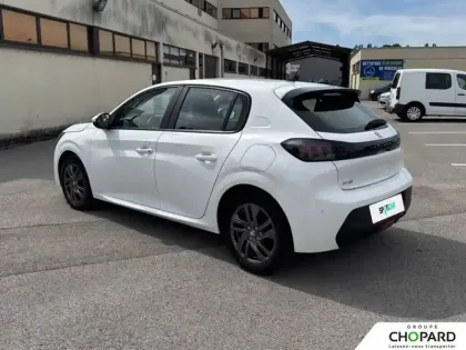 Photo 34 Peugeot 208  PureTech 75 S&S BVM5