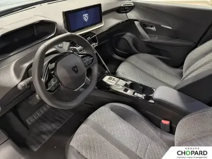 Photo 19 Peugeot 2008  Hybrid 145 e-DCS6