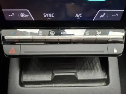 Photo 44 Renault Megane  E-Tech EV60 130ch super charge