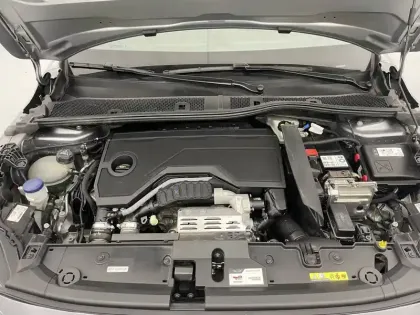 Photo 20 Peugeot 208  Hybrid 100 e-DCS6