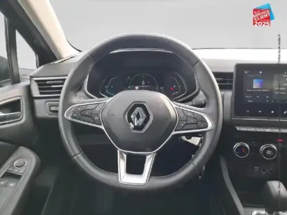 Photo 11 Renault Clio  1.6 E-Tech hybride 140ch Zen -21N