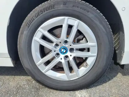 Photo 10 BMW Serie 2 Série 2 ActiveTourer 225e 245ch xDrive DKG7