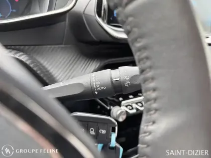 Photo 13 Peugeot 2008  1.2 PureTech 100ch S&S Allure Pack