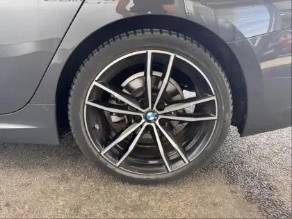 Photo 5 BMW Serie 3 Série 3 320dA MH 190ch M Sport