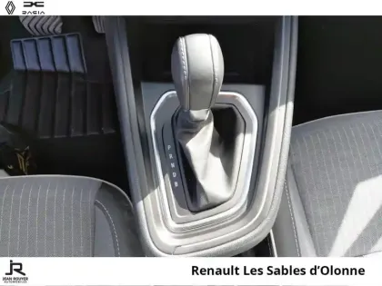 Photo 5 Renault Clio  1.6 E-Tech 145ch full hybrid Techno