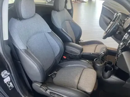Photo 8 Mini Mini  Cooper 136ch  Edition Camden BVA7