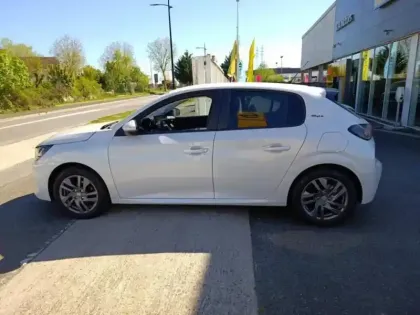 Photo 7 Peugeot 208  1.5 BlueHDi 100ch S&S Style