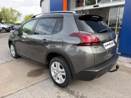 Photo 6 Peugeot 2008  1.5 BlueHDi 100ch E6.c Signature S&S BVM5 86g