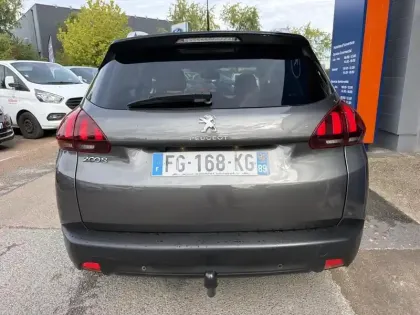 Photo 5 Peugeot 2008  1.5 BlueHDi 100ch E6.c Signature S&S BVM5 86g