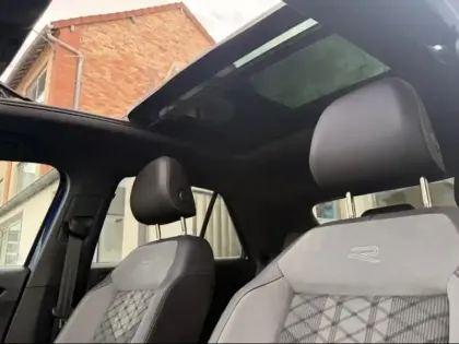 Photo 6 Volkswagen T-roc  1.5 TSI EVO 150ch R-Line DSG7