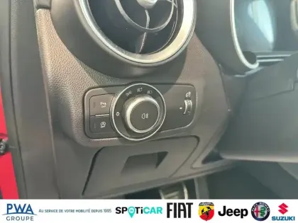Photo 13 Alfa Romeo Stelvio  2.2 Diesel 160ch Veloce AT8