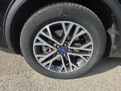 Photo 8 Ford Kuga  2.5 Duratec 225ch PHEV Titanium BVA