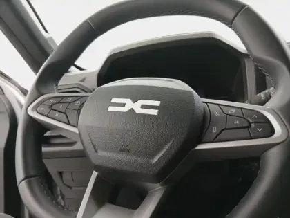Photo 29 Dacia Duster  1.8 hybrid 155ch Expression