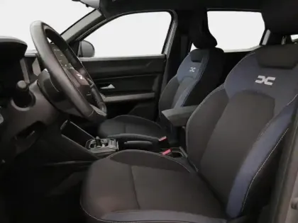 Photo 28 Dacia Duster  1.8 hybrid 155ch Expression