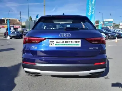 Photo 7 Audi Q3  35 TFSI 150ch Avus S tronic 7