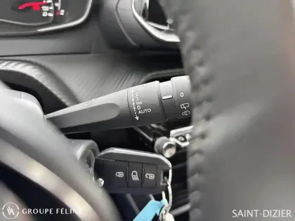 Photo 13 Peugeot 2008  1.2 PureTech 100ch S&S Style