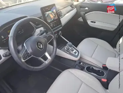 Photo 14 Renault Captur  1.6 E-Tech hybride 145ch Iconic