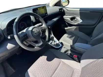 Photo 8 Toyota Yaris  116h Dynamic 5p MY22