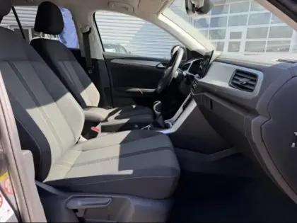 Photo 14 Volkswagen T-roc  1.0 TSI 116ch VW Edition