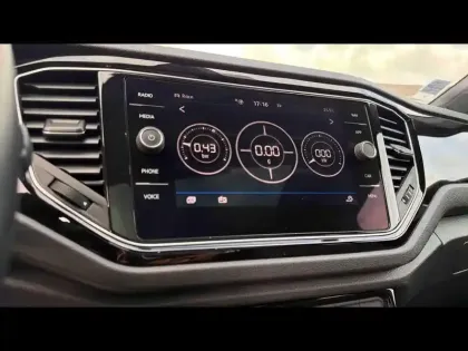 Photo 12 Volkswagen T-roc  2.0 TSI 300ch R 4-Motion DSG7
