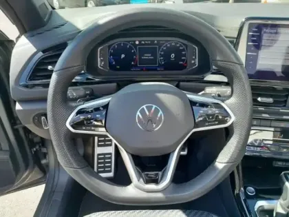 Photo 10 Volkswagen T-roc  Cabriolet 1.5 TSI EVO 150ch Edition Grey Mat DSG7