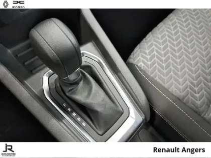 Photo 5 Renault Clio  1.6 E-Tech hybride 145ch Equilibre
