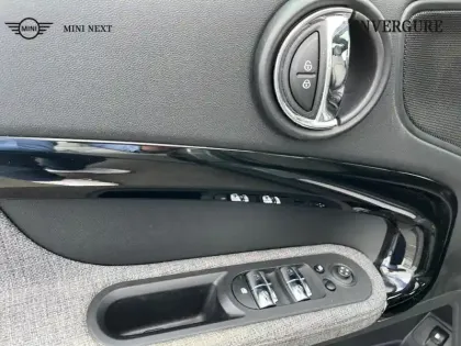 Photo 23 Mini Countryman  Cooper SE 125ch + 95ch Edition Premium Plus ALL4 BVA6