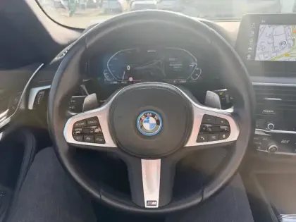 Photo 12 BMW Serie 5 Série 5 Touring 530eA 292ch M Sport Steptronic 10cv