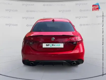Photo 6 Alfa Romeo Giulia  2.2 JTD 210ch Veloce Q4 AT8 MY20