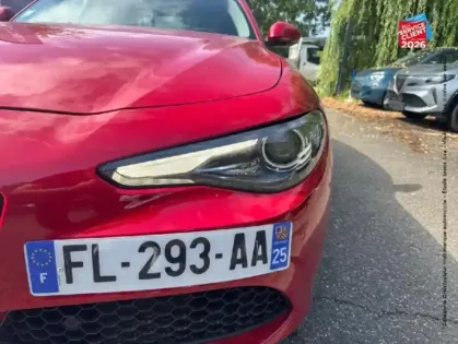 Photo 12 Alfa Romeo Giulia  2.2 JTD 210ch Veloce Q4 AT8 MY20