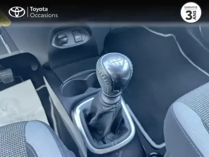Photo 14 Toyota Yaris  110 VVT-i Design Y20 5p RC19