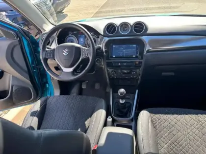 Photo 13 Suzuki Vitara  1.4 Boosterjet Hybrid 129ch Style
