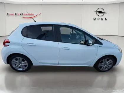 Photo 6 Peugeot 208  1.2 PureTech 82ch Style 5p