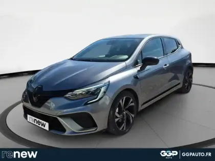 Photo Renault Clio E-tech Engineered