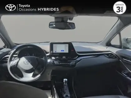 Photo 9 Toyota C-HR  122h Distinctive 2WD E-CVT MY22