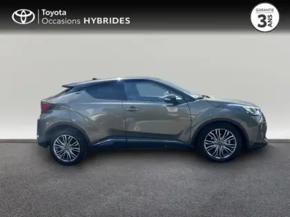Photo 5 Toyota C-HR  122h Distinctive 2WD E-CVT MY22