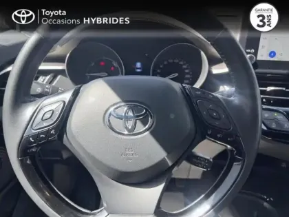 Photo 12 Toyota C-HR  122h Distinctive 2WD E-CVT MY22