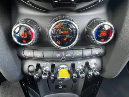 Photo 11 Mini Mini  Cooper SE 184ch Edition Camden BVA 5CV