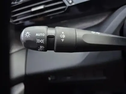 Photo 14 Peugeot 308 III PureTech 130 S&S ALLURE PACK
