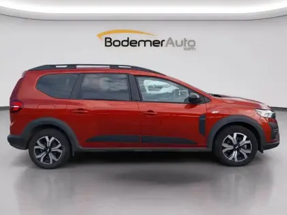 Photo 5 Dacia Jogger  Hybrid 140 5 places