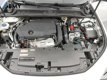 Photo 8 Peugeot 508  SW Hybrid 225 e-EAT8